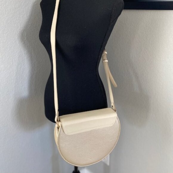 SPARTINA 449 Leather Round Crossbody Bag Purse Cream & Gold - Picture 4 of 15